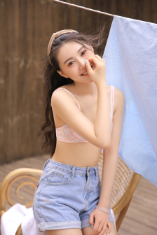 转生成魅魔每天榨牛奶是变白吗