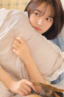 霹雳红唇