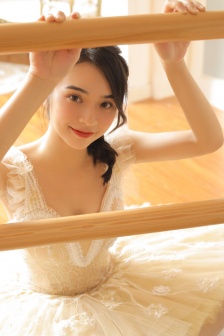 翁虹
